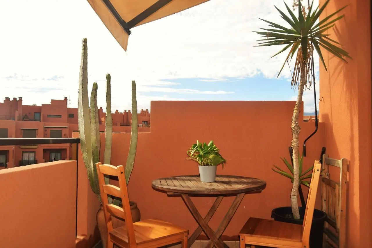 alquilaencanarias El Medano Sotavento A, terrace&pool Apartamento