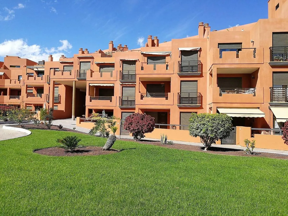 alquilaencanarias El Medano Sotavento A, terrace&pool Apartamento 0*, El Médano España